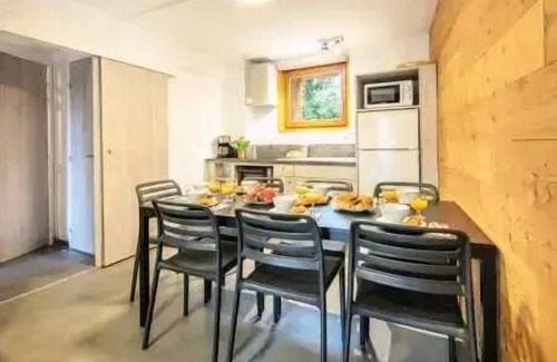 Saint-Leger-les-Melezes Apartment | VVF Les Écrins Saint-Léger-les-Mélèzes - Apartment "Rez de jardin" 3 rooms 7 people