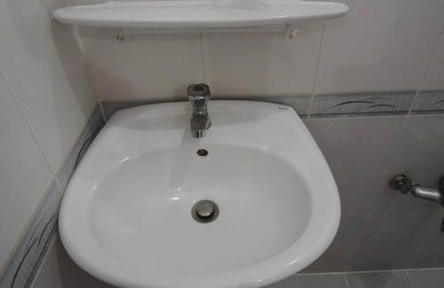 Downtown Ho Chi Minh City Hotel | Vy Khanh Guesthouse