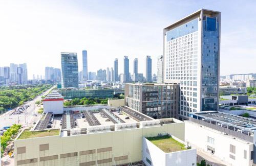 Songdo Apartment | W 2BR 60m2 Newly Built High Floor APT 2min to Hyundai Outlet Triple St 2Free Parking