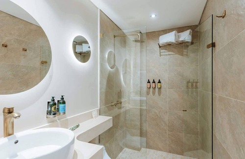 Las Lomas I House | w* | Classy Loft in Medellin