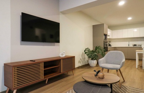 Santa Cruz Apartment | w* | Delightful 2BR w/Balcony in Miraflores
