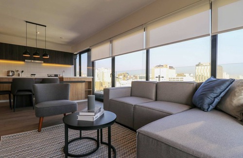 Reducto Apartment | w Divine 3BR w Balcony Near Larcomar