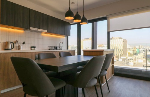Reducto Apartment | w Divine 3BR w Balcony Near Larcomar