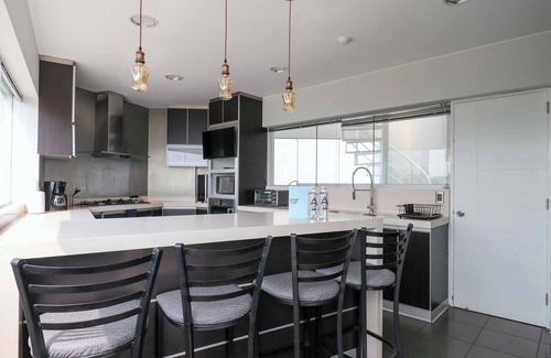 Armendariz Apartment | w* | Ocean view Penthouse w/pool in Miraflores