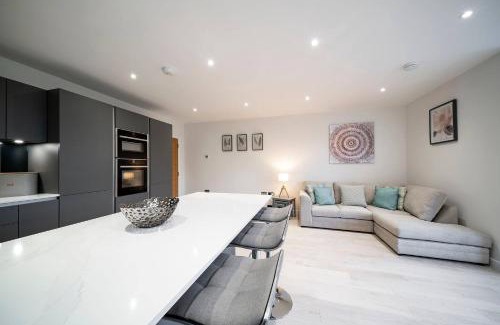 Broughty Ferry Apartment | W. Queen St. Apt.