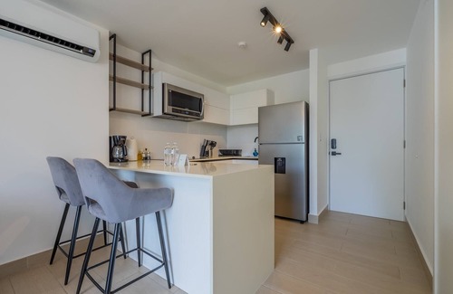 San Francisco Apartment | w* | Refined 1BR w/Balcony in San Francisco
