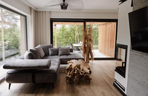 Stryszow House | W szczerym lesie - Domek z sauną i jacuzzi w lesie nad Jeziorem Mucharskim