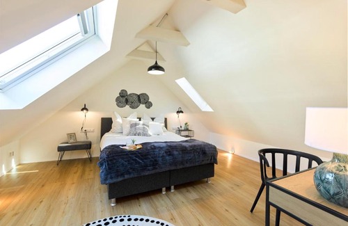 Reutlingen Apartment | WachtRaum Reutlingen - Altstadt Apartment & Design Rooms an Stadthalle & Marktplatz