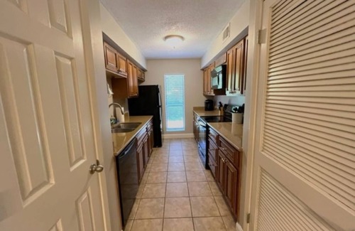 Saint Simons Heights Condo | Wade's Retreat