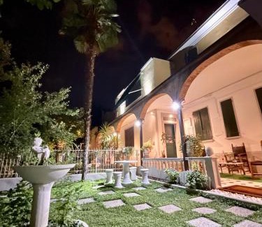 San Donato-San Vitale House | Wagon-lit