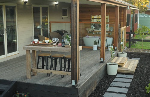 Longford Ski Chalet | "Wagtail Nest"- Country Charm, Relaxing Retreat!