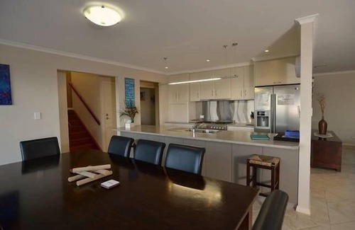 Kingscote House | Wahroonga On The Water