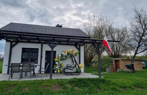 Myszkow House | Wakacje na Jurze Dom z Basenem, Agroturystyka "Banderoza u Bolka" Na Szlaku Orlich Gniazd