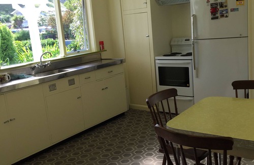 South Bay House | Wakatu (wait a while) Cottage