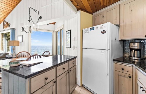 Tofte Condo | Wake Up to Lake Superior – 3BR Condo with Stunning Views