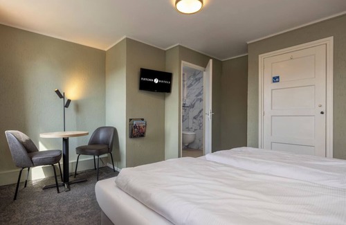Noorbeek Hotel | Wake Up to Nature Views at Bon Repos Close to Gemeentegrot Valkenburg