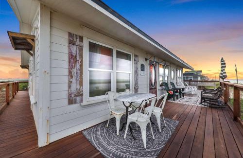 Summer Haven House | Wake Up to Waves - 3BR on the Sand