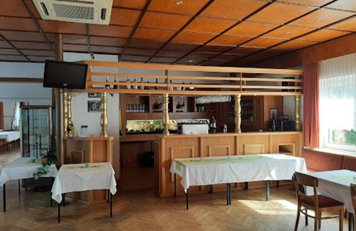 Oebisfelde Hotel | Waldgaststätte Barriere Rehm