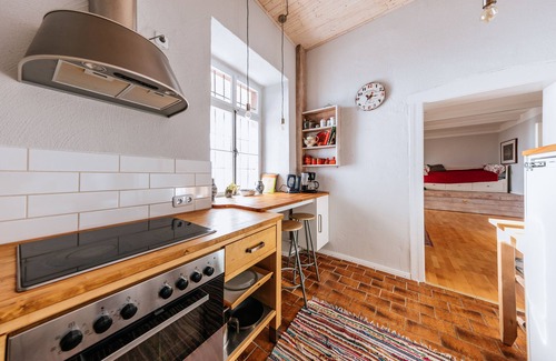 Lindenfels Apartment | Waldheim Lindenfels Apartment on the forest & above the roofs of Lindenfels