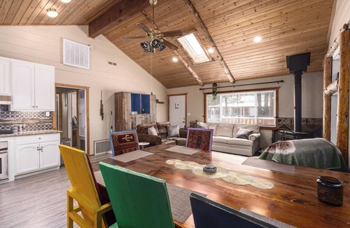 Big Bear City Cabin | Walk 2 Lake, Go Karts, Dining & Shops, King Bed, 55" TVs+Fenced Yard 4 Pets!