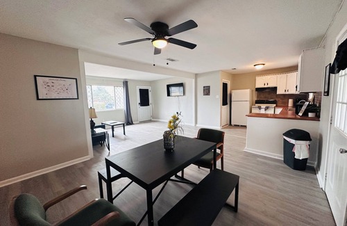 Bossier City House | Walk in a Park