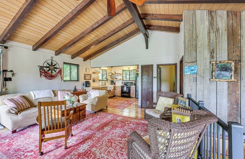 Alpine Lake Cabin | Walk to Alpine Lake: Terra Alta Cabin w/Deck