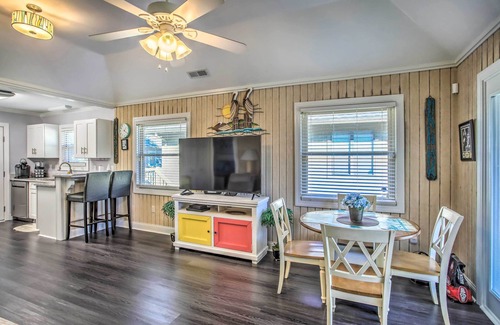 Myrtle Beach House | Walk to Apache Pier: Coastal Condo w/Pool Access