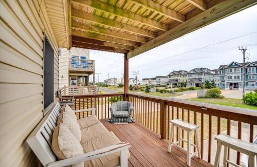 Kill Devil Hills House | Walk to Beach and Restaurants Outer Banks Retreat