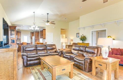 Gilchrist House | Walk to Beach Bayfront Gilchrist Getaway!