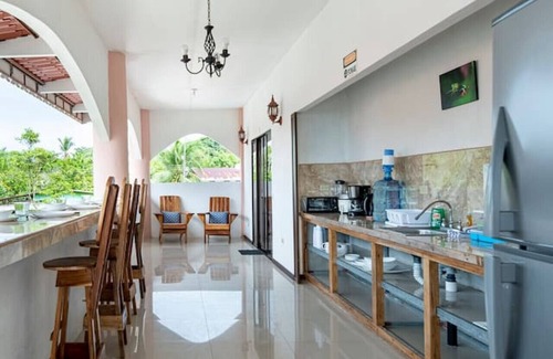 Manzanillo House | Walk to Beach | Poolside View | Local Vibes