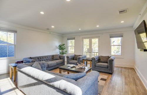 Newport Apartment | Walk to Bowens Wharf Condo in Dtwn Newport