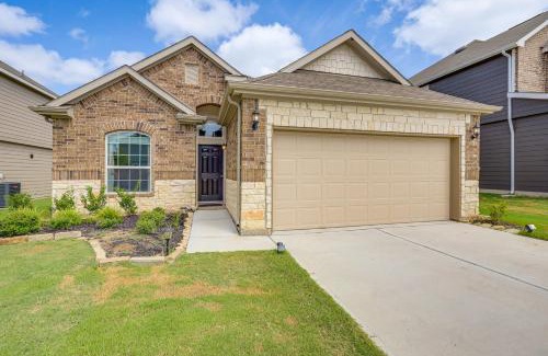 College Station House | Walk to Brazos County Expo Elegant Home with Grill!