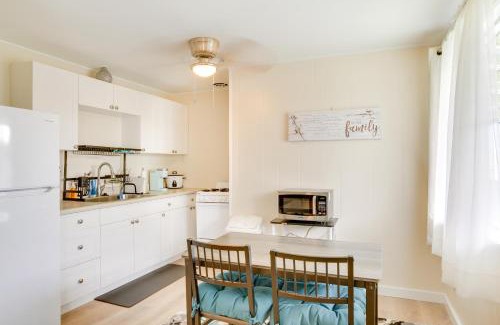Hilo Apartment | Walk to Downtown Hilo Condo with Pool Access!
