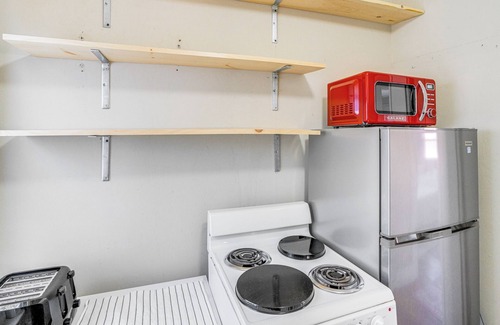 Hudson Apartment | Walk to Dtwn Hudson: Cozy Upstate Apartment