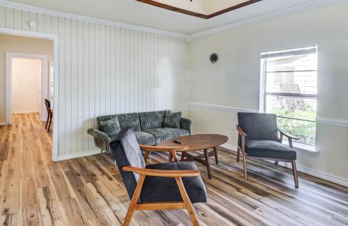Weatherford House | Walk to Dtwn Weatherford Home with Yard!