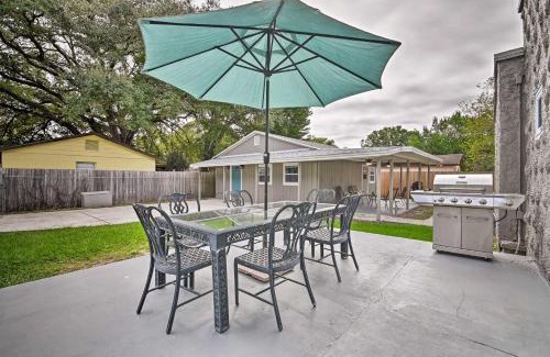 Winter Garden House | Walk to Dtwn Winter Garden Home with Patio