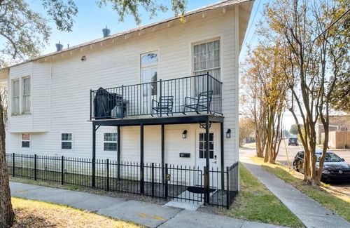 Esplanade Ridge Apartment | Walk to Jazz Fest, Central Location Under the Oaks