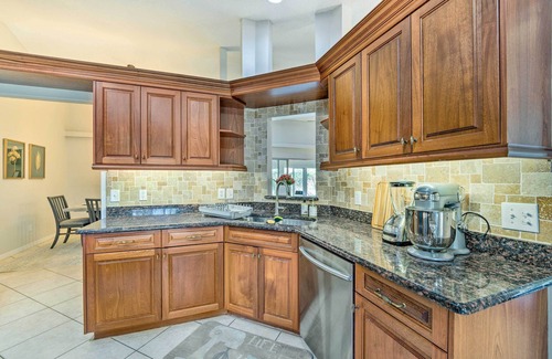 Lake Mary Villa | Walk to Lake: Stunning Central Florida Home!
