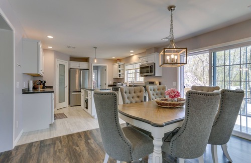 Wallenpaupauk Lake Estates House | Walk to Lake Wallenpaupack: Poconos Vacation Home