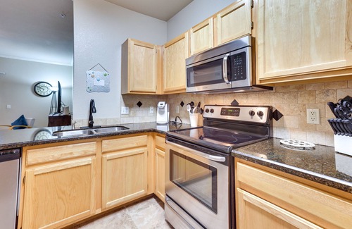 Camelback East Condo | Walk to Papago Park: Central Phoenix Condo