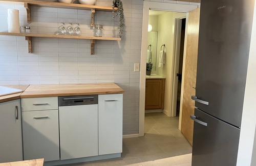 Jeffersonville Condo | Walk to Ski lift with parking and own entrance