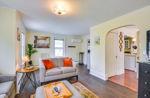 Clayton House | Walk to St Lawrence River Clayton Apt with Porch!