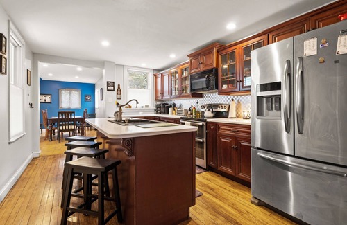 Ashfield House | WALK TO TOWN! PARKING.PET FRIENDLY 3BD 2.5b charming home in heart of Jim Thorpe