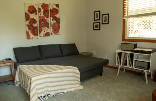 Alto Pass House | Walk to Weddings-Wineries-Trails Family Friendly Home in Downtown Alto Pass