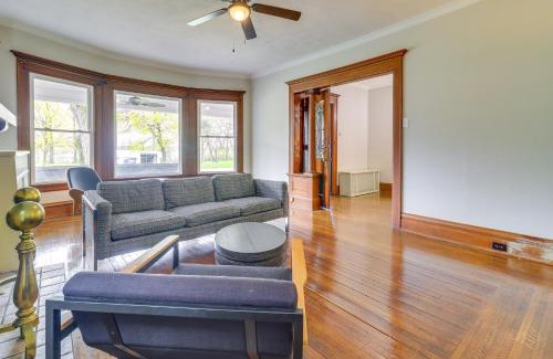 Toledo Apartment | Walkable Apt 4 Mi to Downtown Toledo!