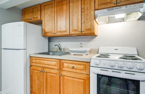 Floral Park Apartment | Walkable Elmont Studio 19 Mi to New York City!