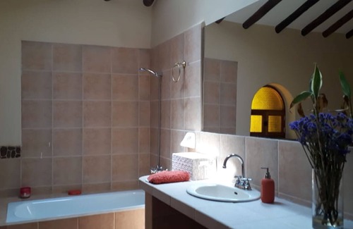 Urubamba Hotel | Walker's Home