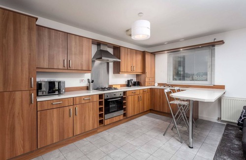 Kilmarnock Apartment | Walker Suite No73 - Donnini Apartments