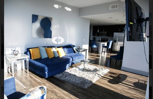 Third Ward Condo | Walking distance to Uptown Shops, Dining and Entertainment