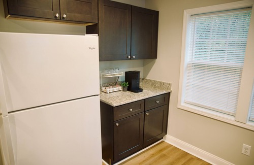 West Southern Pines House | Walking distance to Downtown Southern Pines and close to Pinehurst Golf Courses.